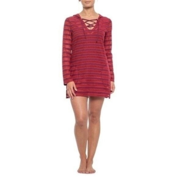 Prana | Mesh Hooded Swim Coverup | Purple Red | Medium - Picture 3 of 13